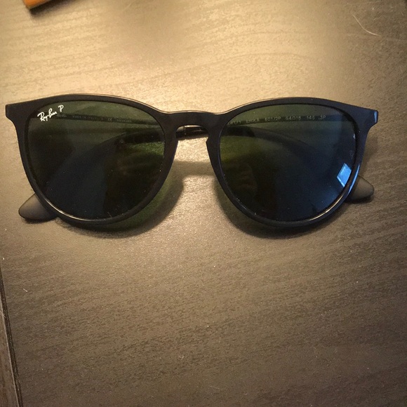 Ray Ban Sunglasses (polarized) - Picture 2 of 3